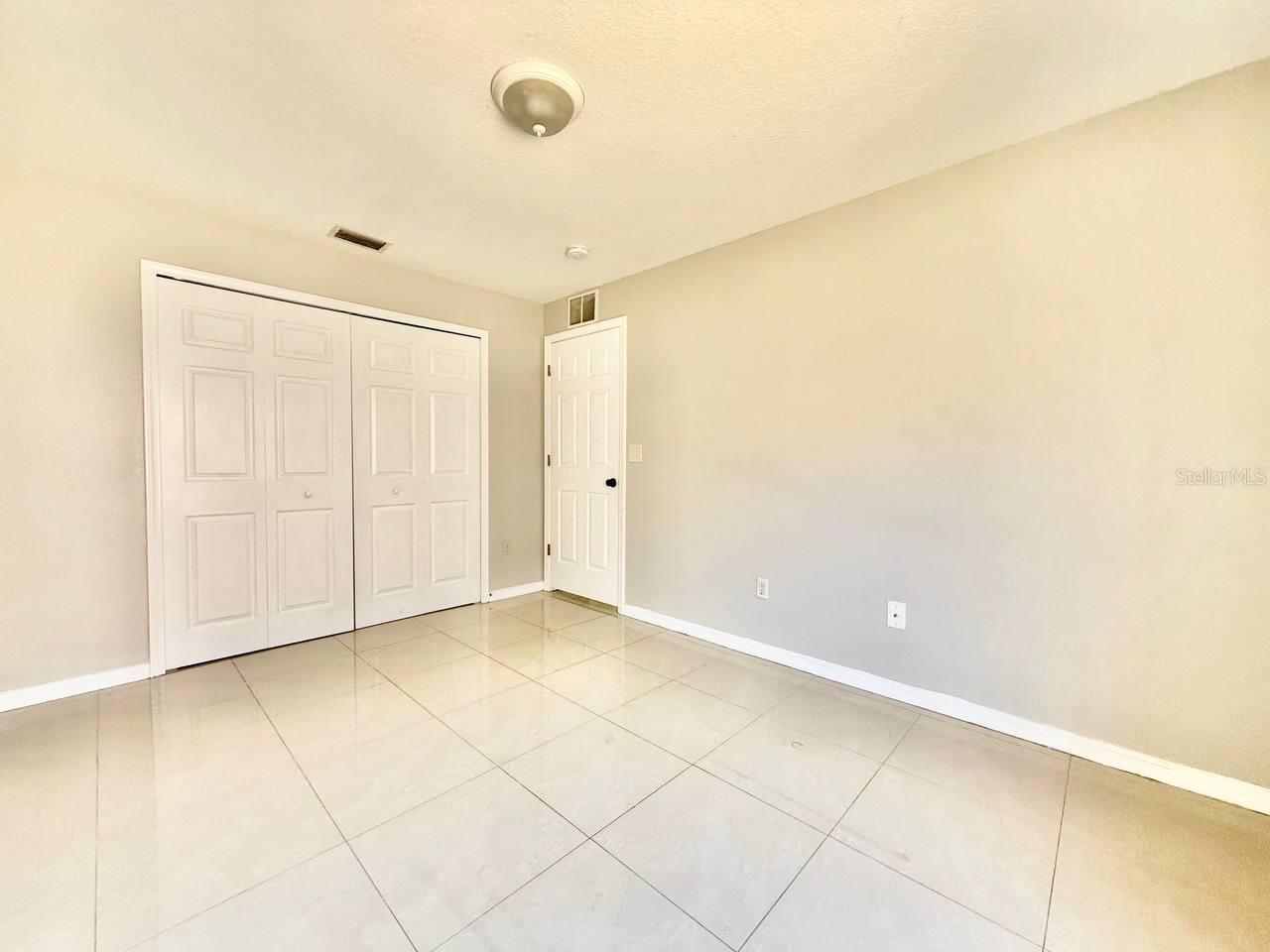 1409 DELANO TRENT ST — photo 14