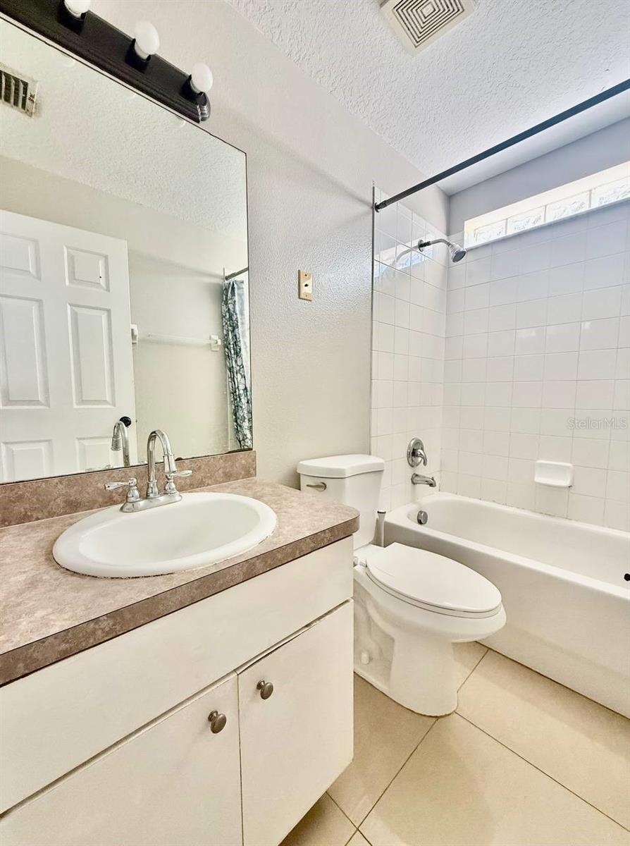 1409 DELANO TRENT ST — photo 10
