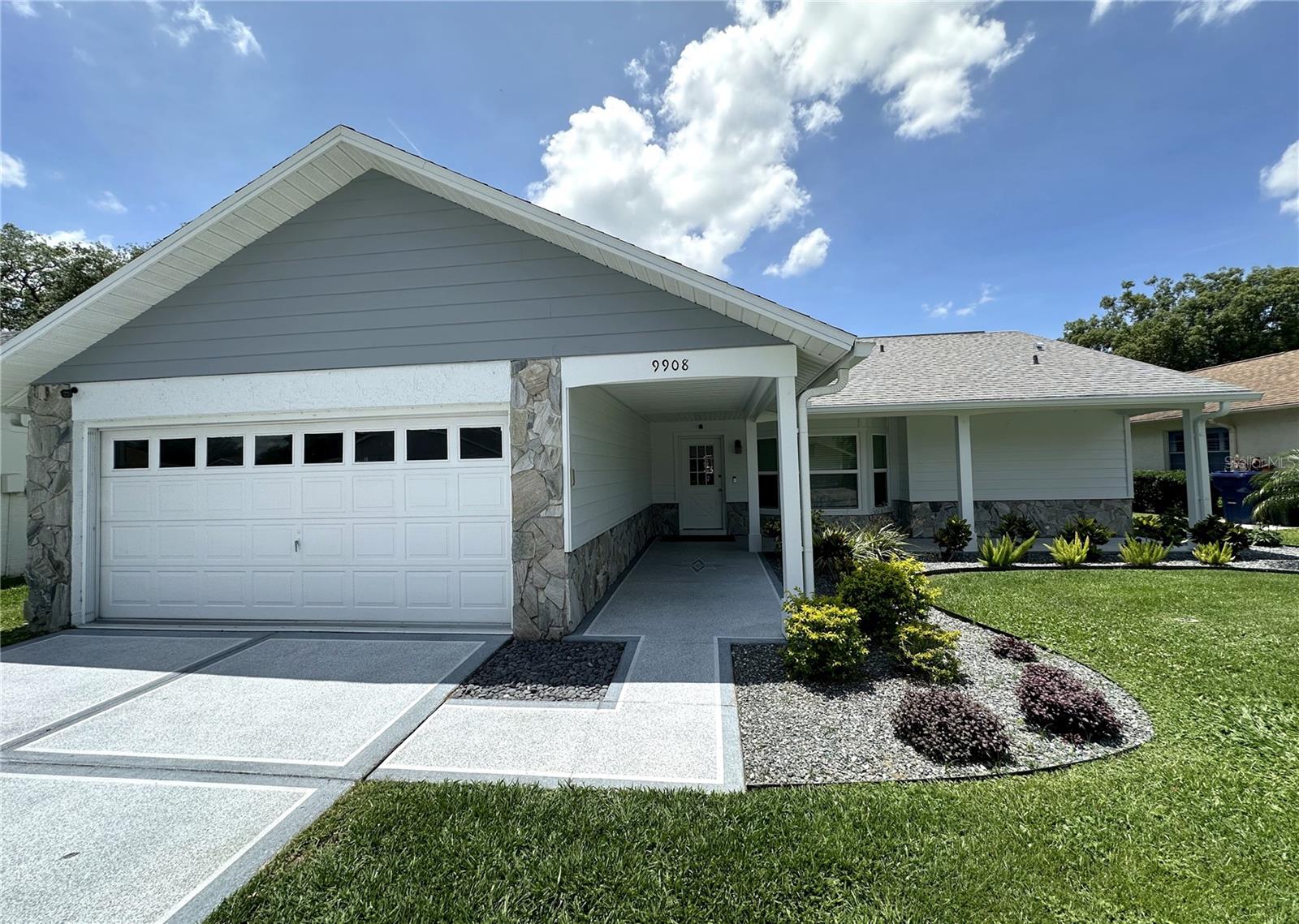 9908 SAINT JOSEPH CT — photo 2