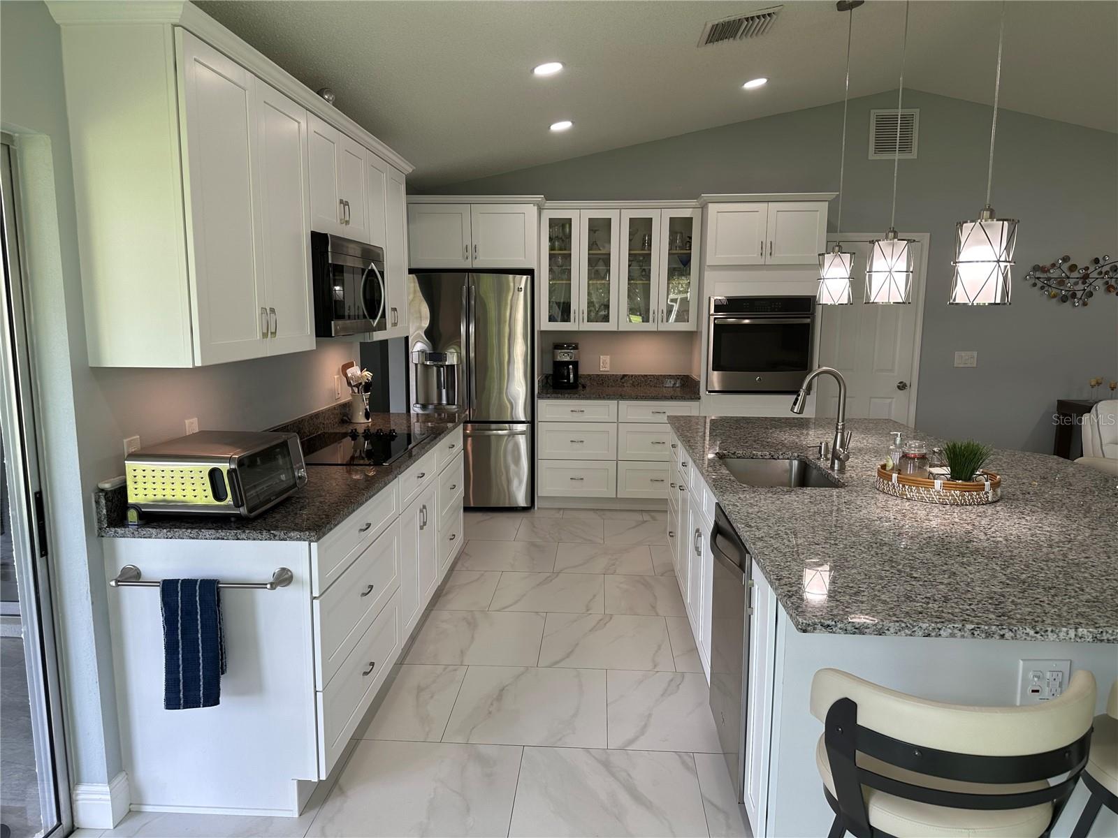 9908 SAINT JOSEPH CT — photo 11