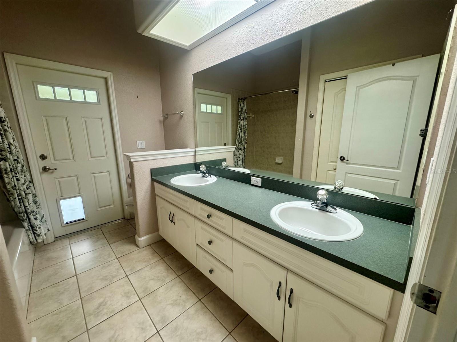 Home in VALRICO — photo 21