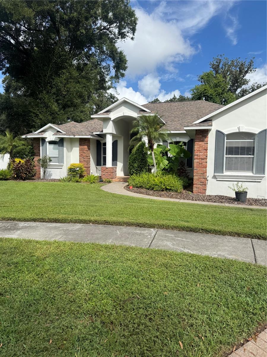 Home in VALRICO — photo 2