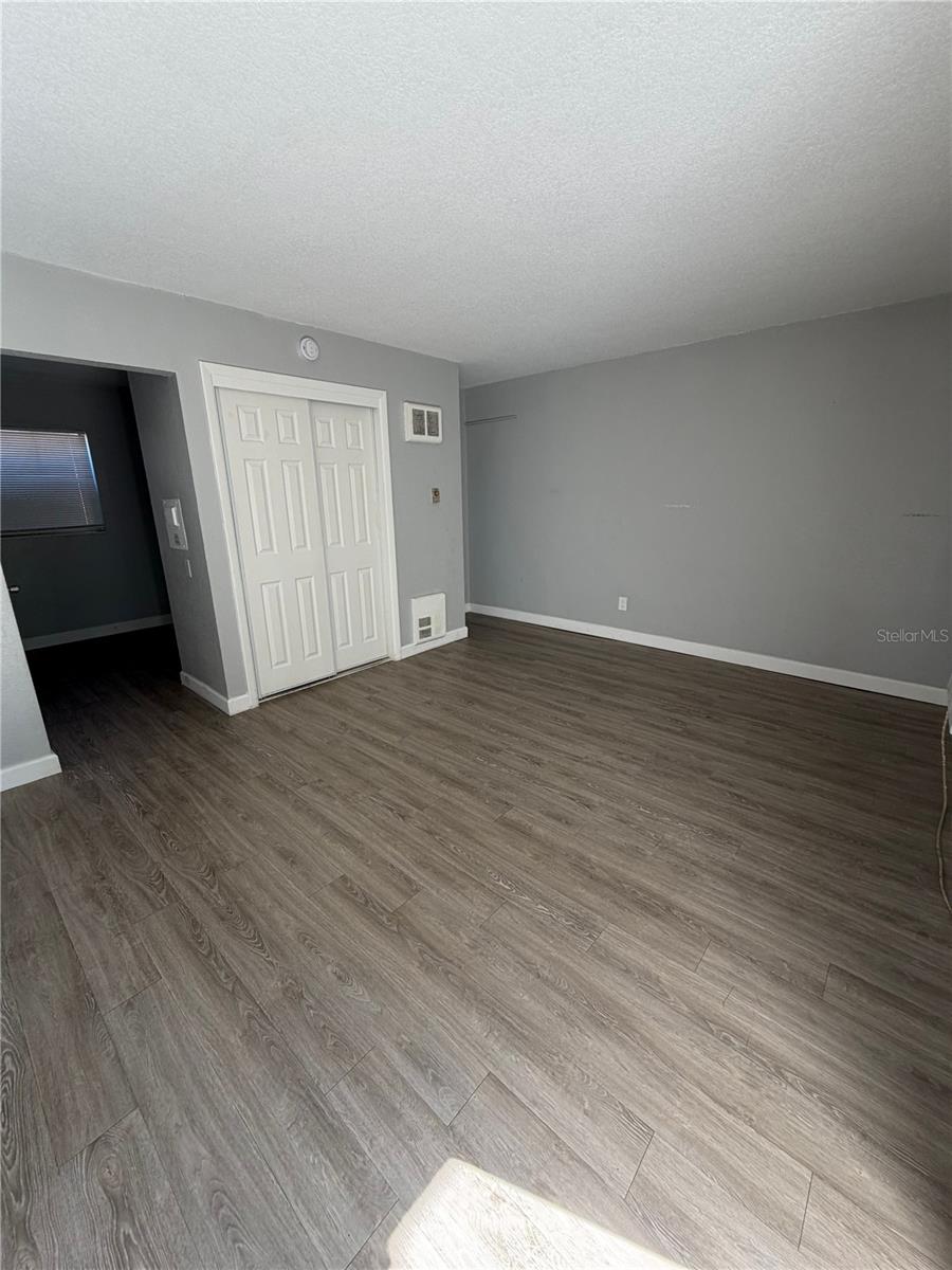 865 5TH AVE N #5 — photo 4