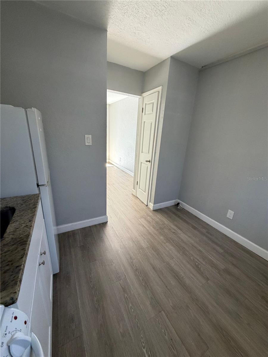 865 5TH AVE N #5 — photo 5