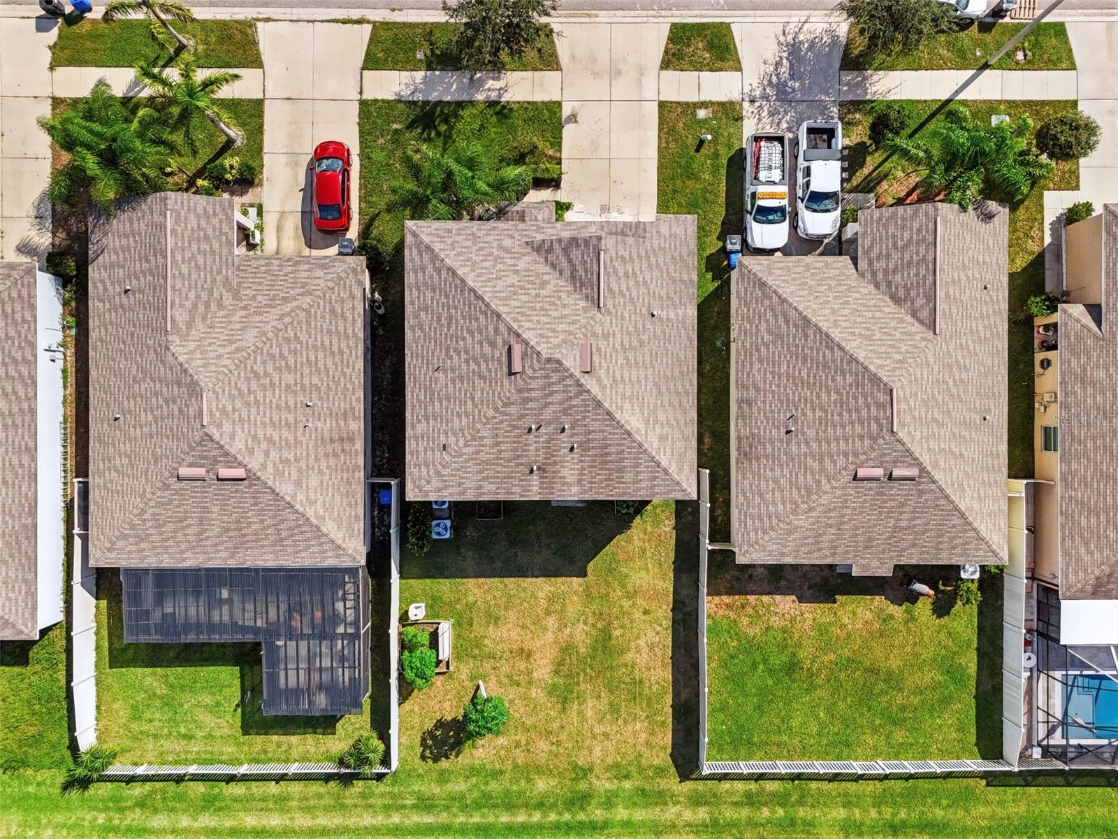 1711 BROAD WINGED HAWK DR — photo 8