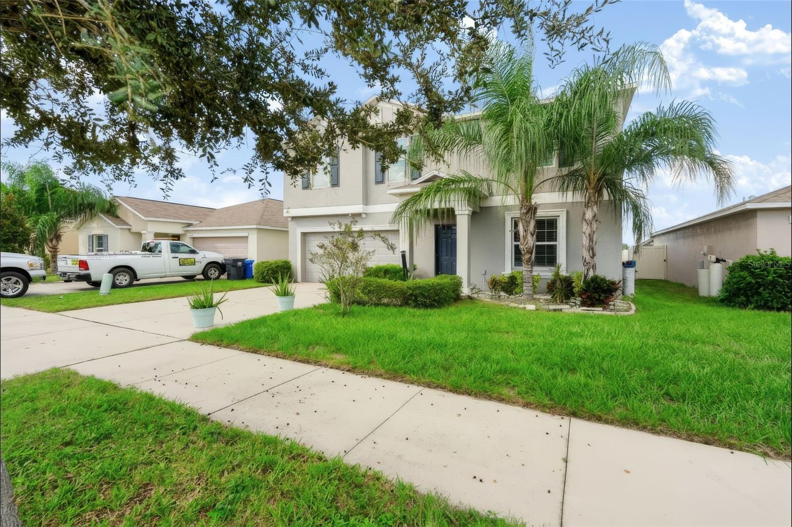 1711 BROAD WINGED HAWK DR — photo 3