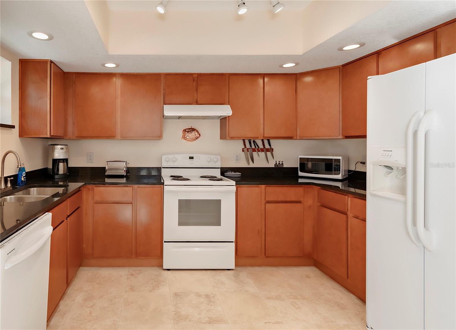 1848 N WASHINGTON AVE #B — photo 11