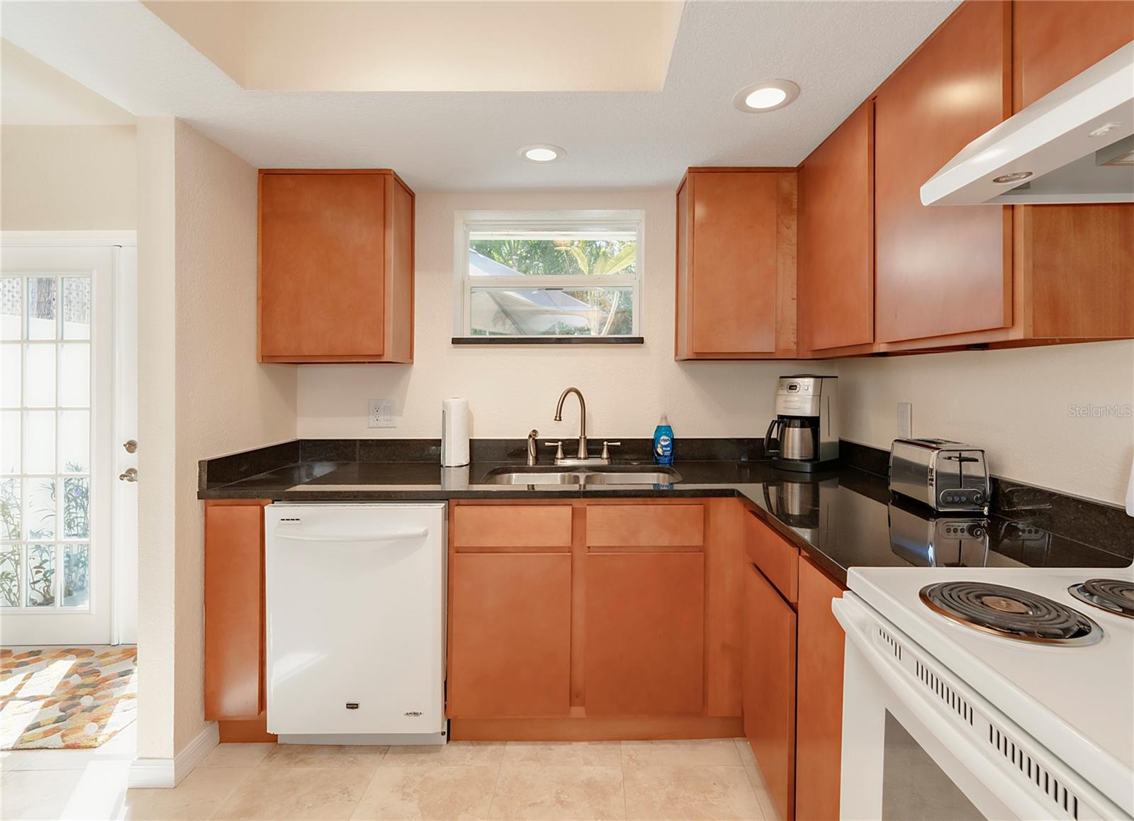 1848 N WASHINGTON AVE #B — photo 14