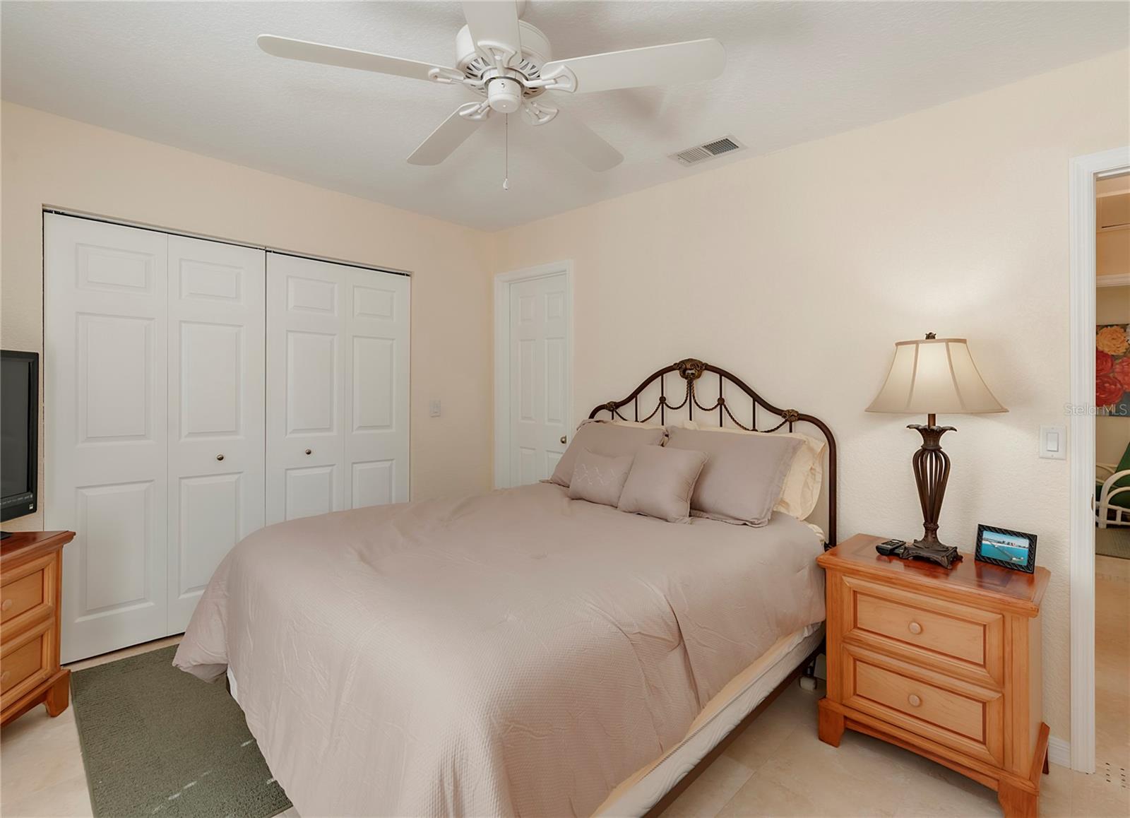 1848 N WASHINGTON AVE #B — photo 17