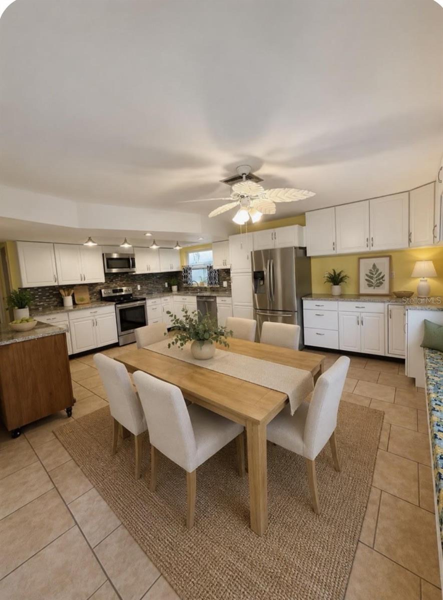 2019 FOREST VIEW DR — photo 3