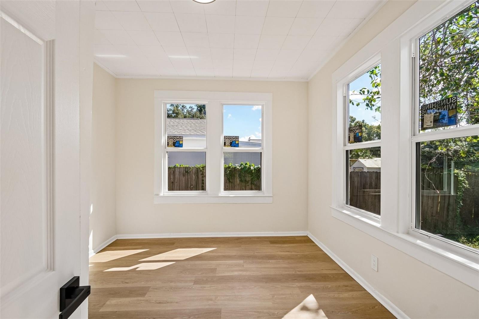 1507 E 27TH AVE — photo 14