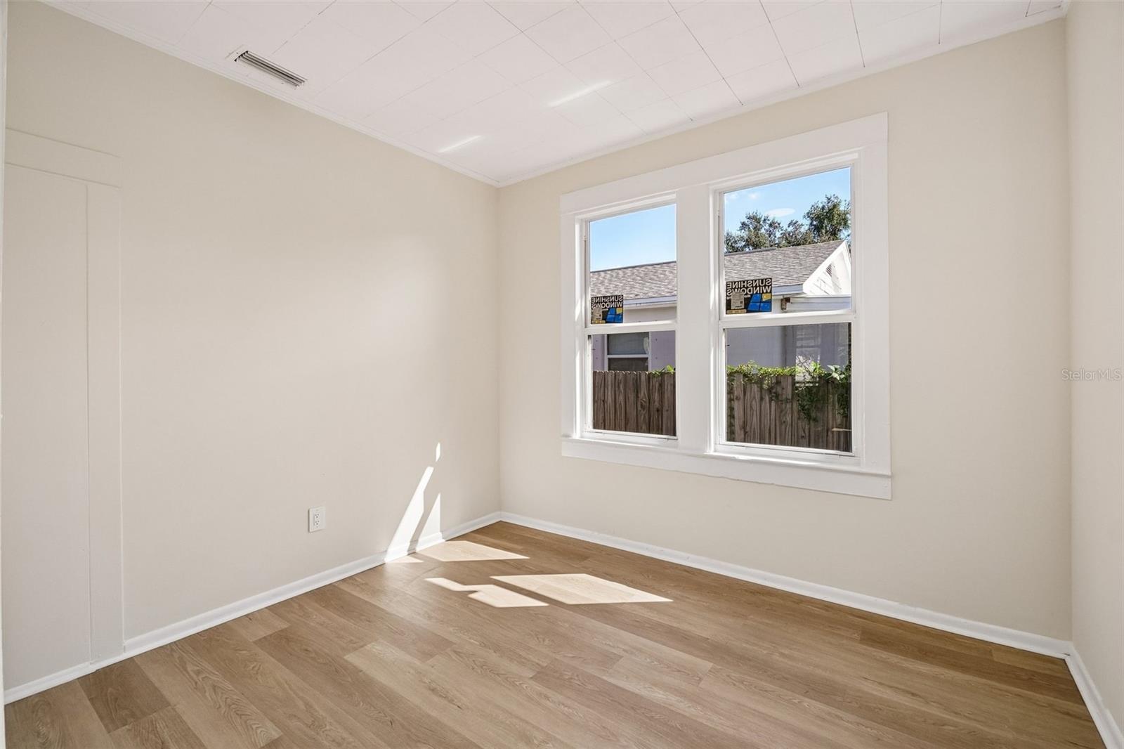 1507 E 27TH AVE — photo 15
