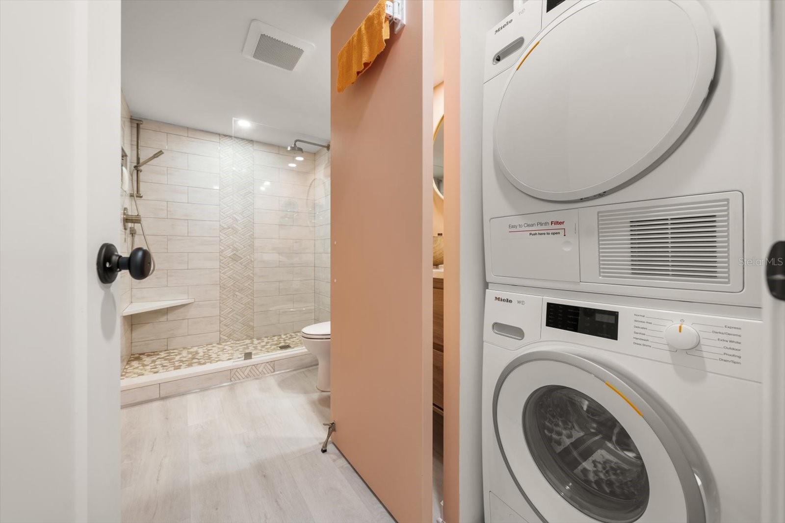 400 ISLAND WAY #904 — photo 22
