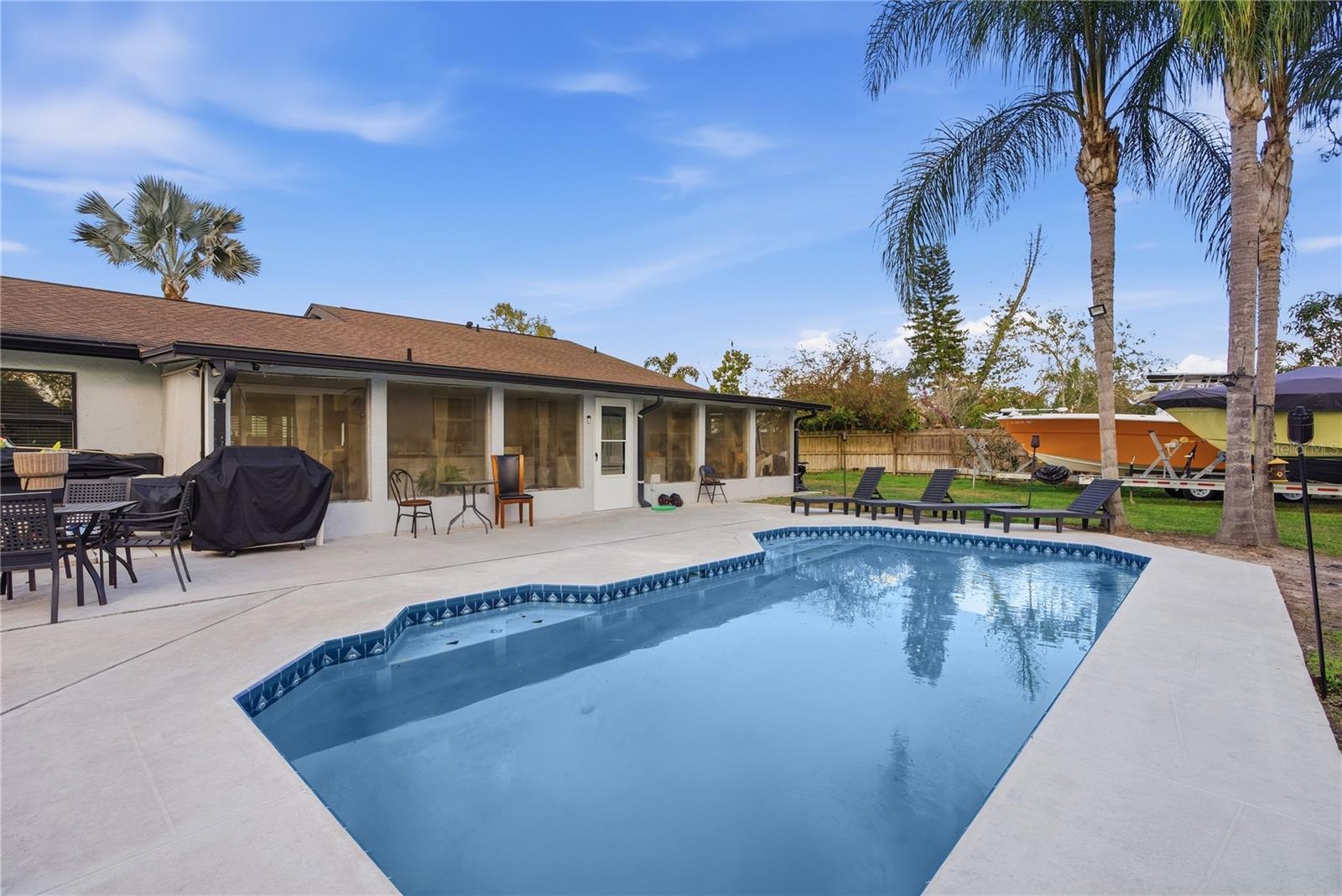 4916 HI VISTA CIR — photo 24