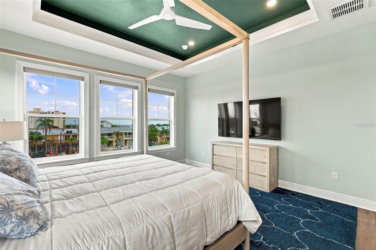 602 SEA CT — photo 21