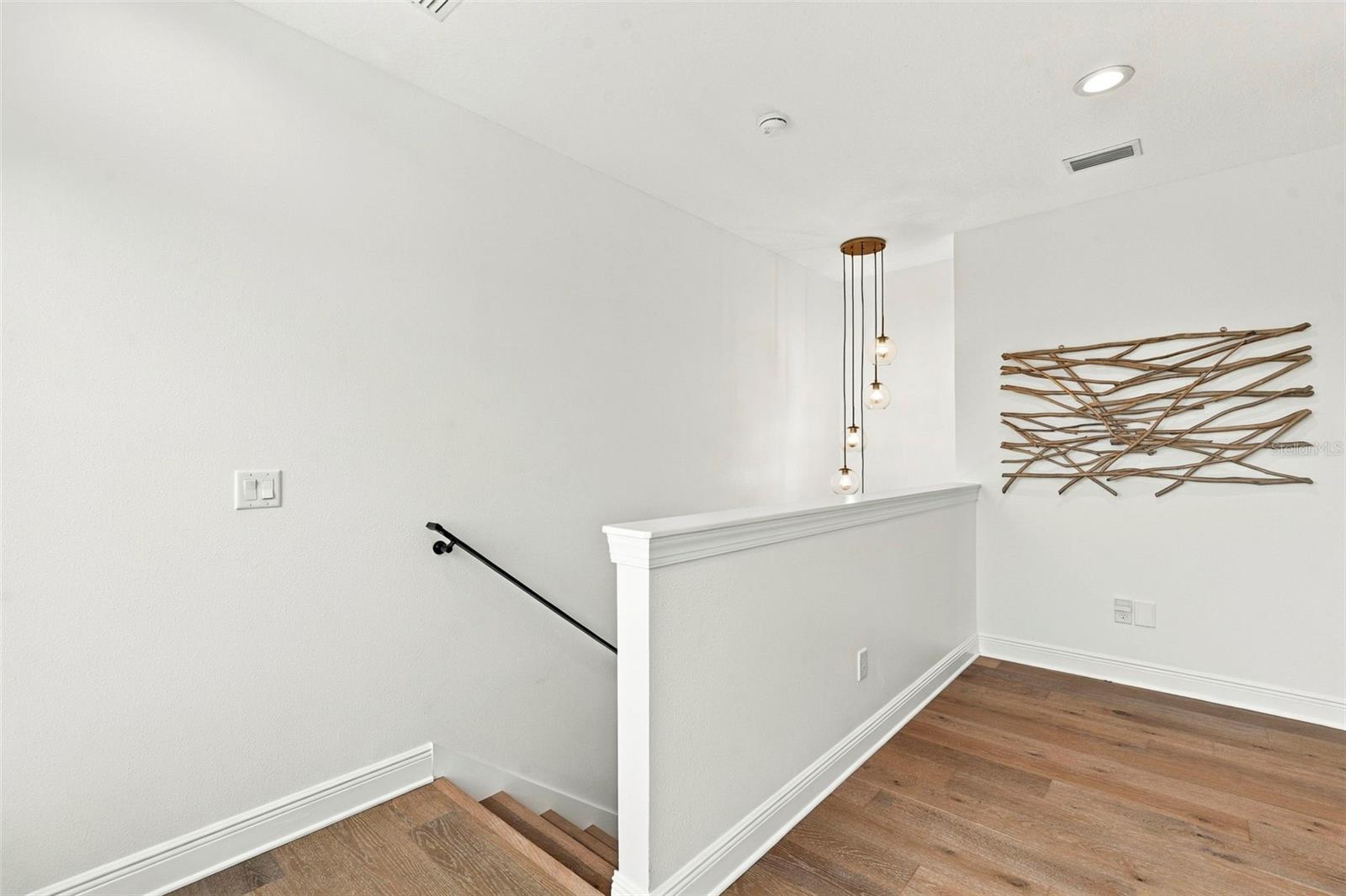 602 SEA CT — photo 34