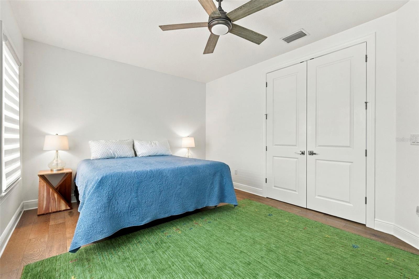 602 SEA CT — photo 37