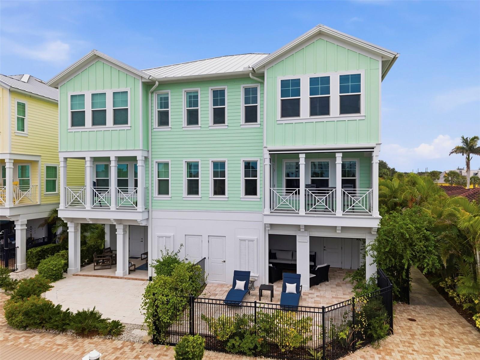 602 SEA CT — photo 39