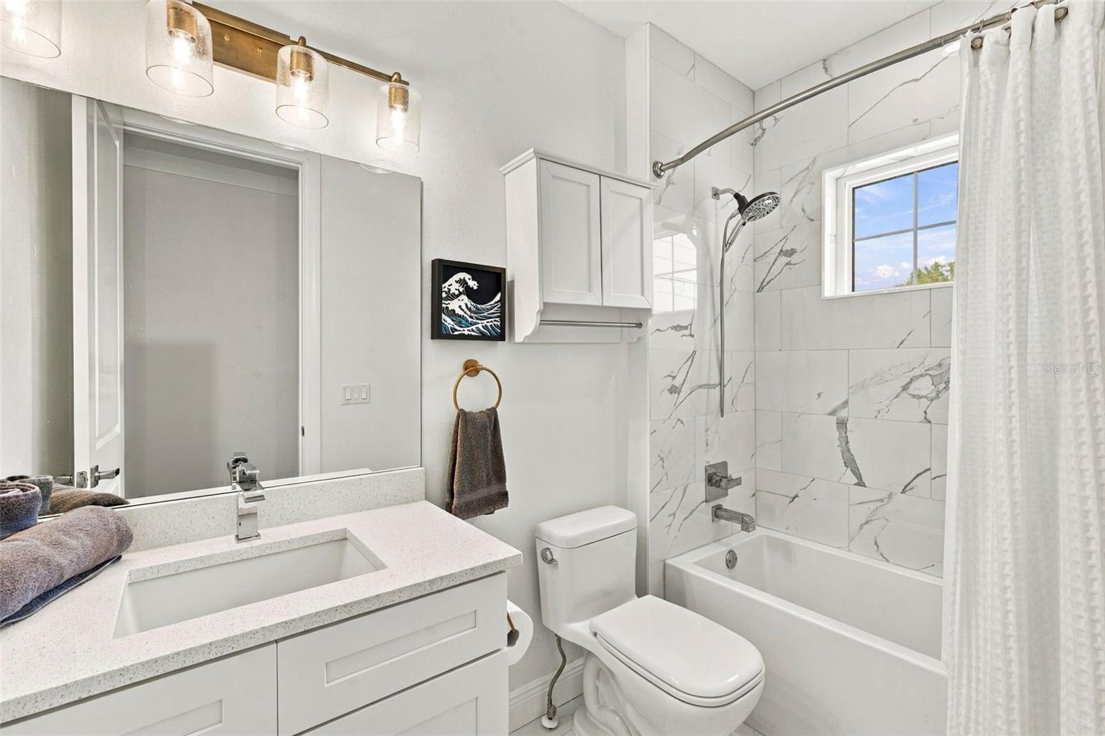 602 SEA CT — photo 35