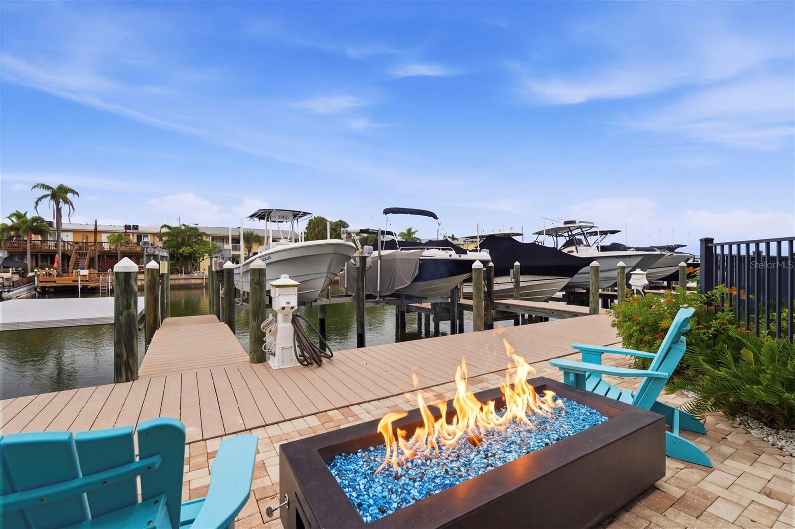 602 SEA CT — photo 45