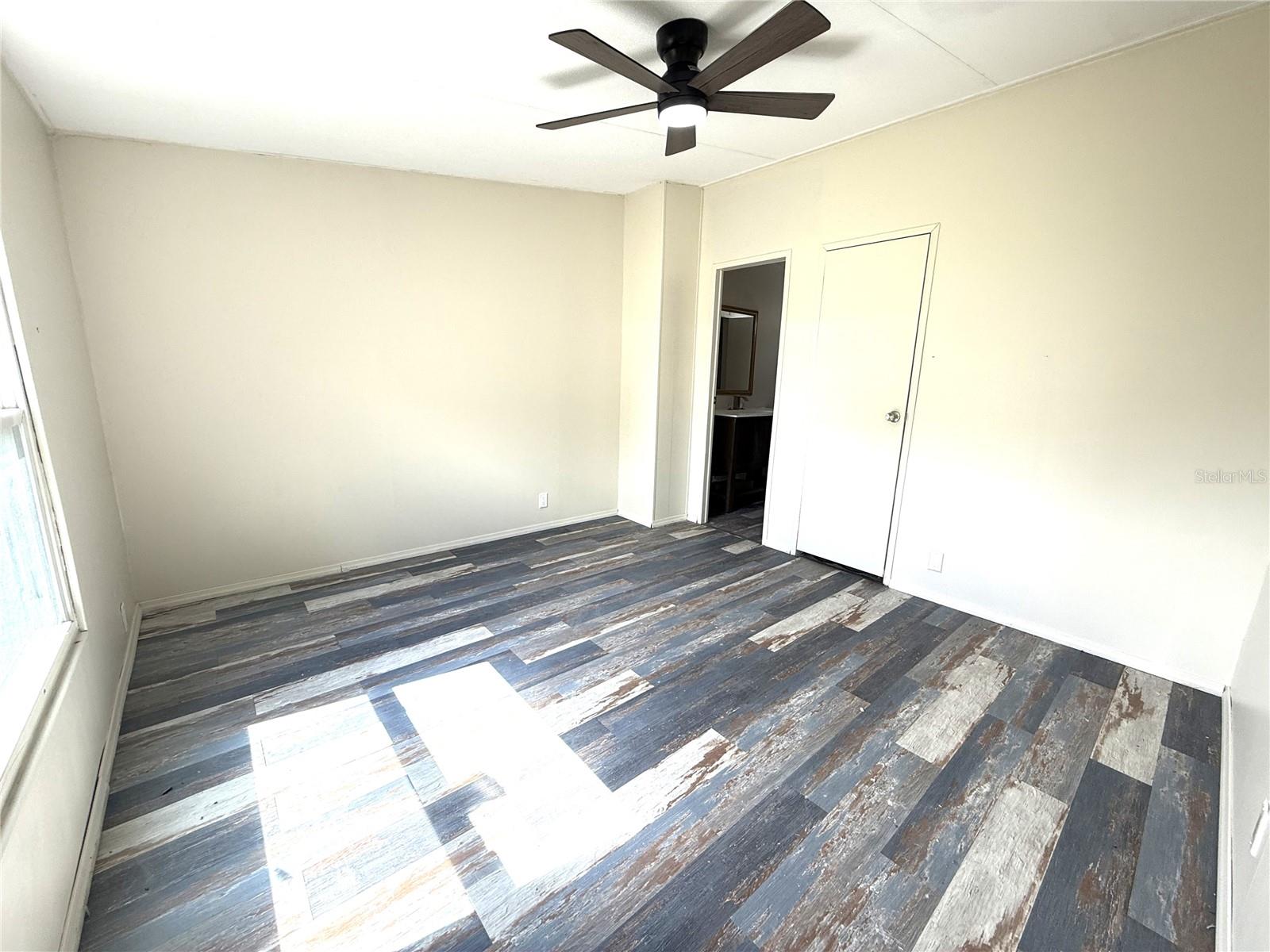 5111 HILL DR — photo 14