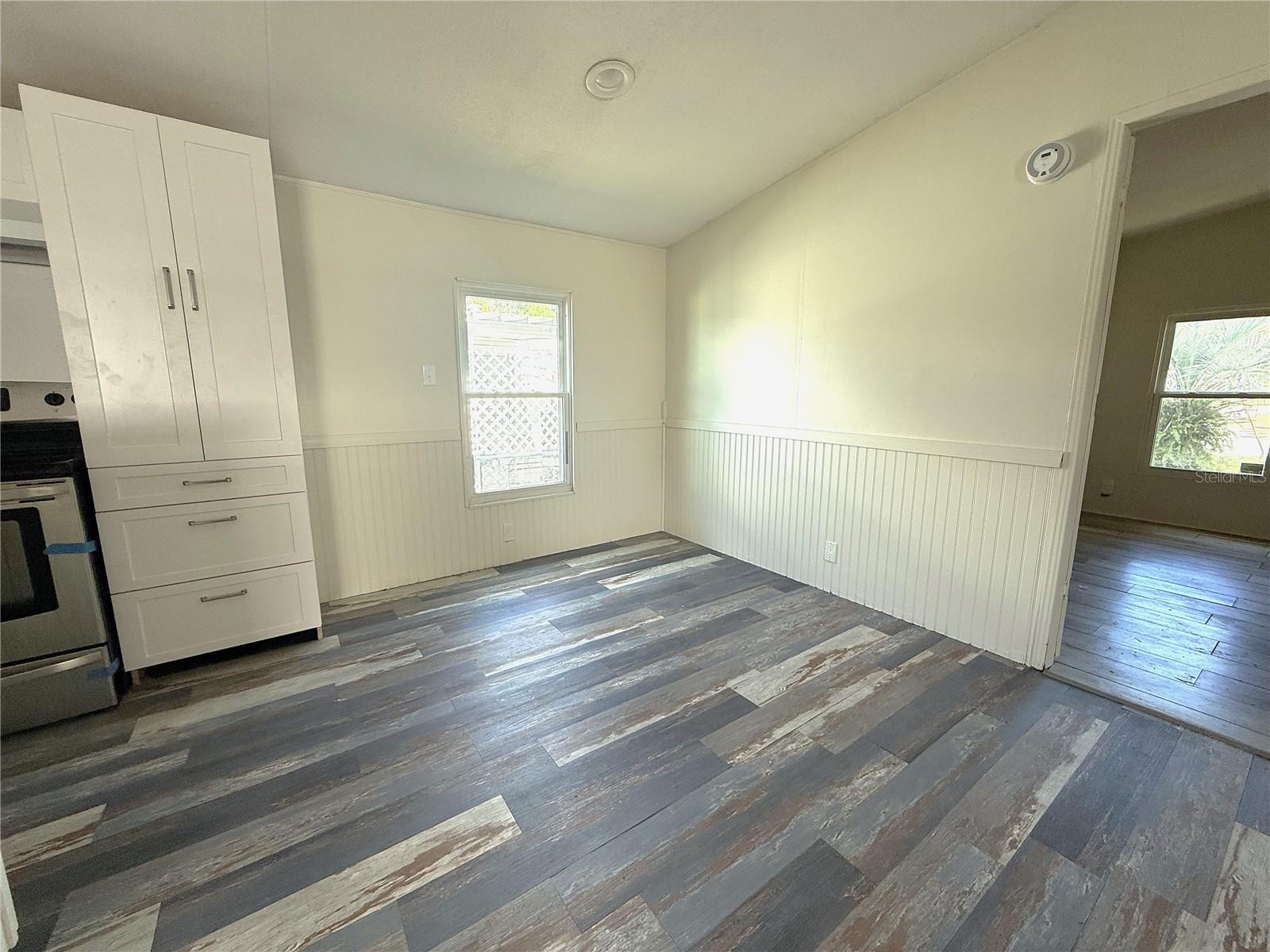5111 HILL DR — photo 6