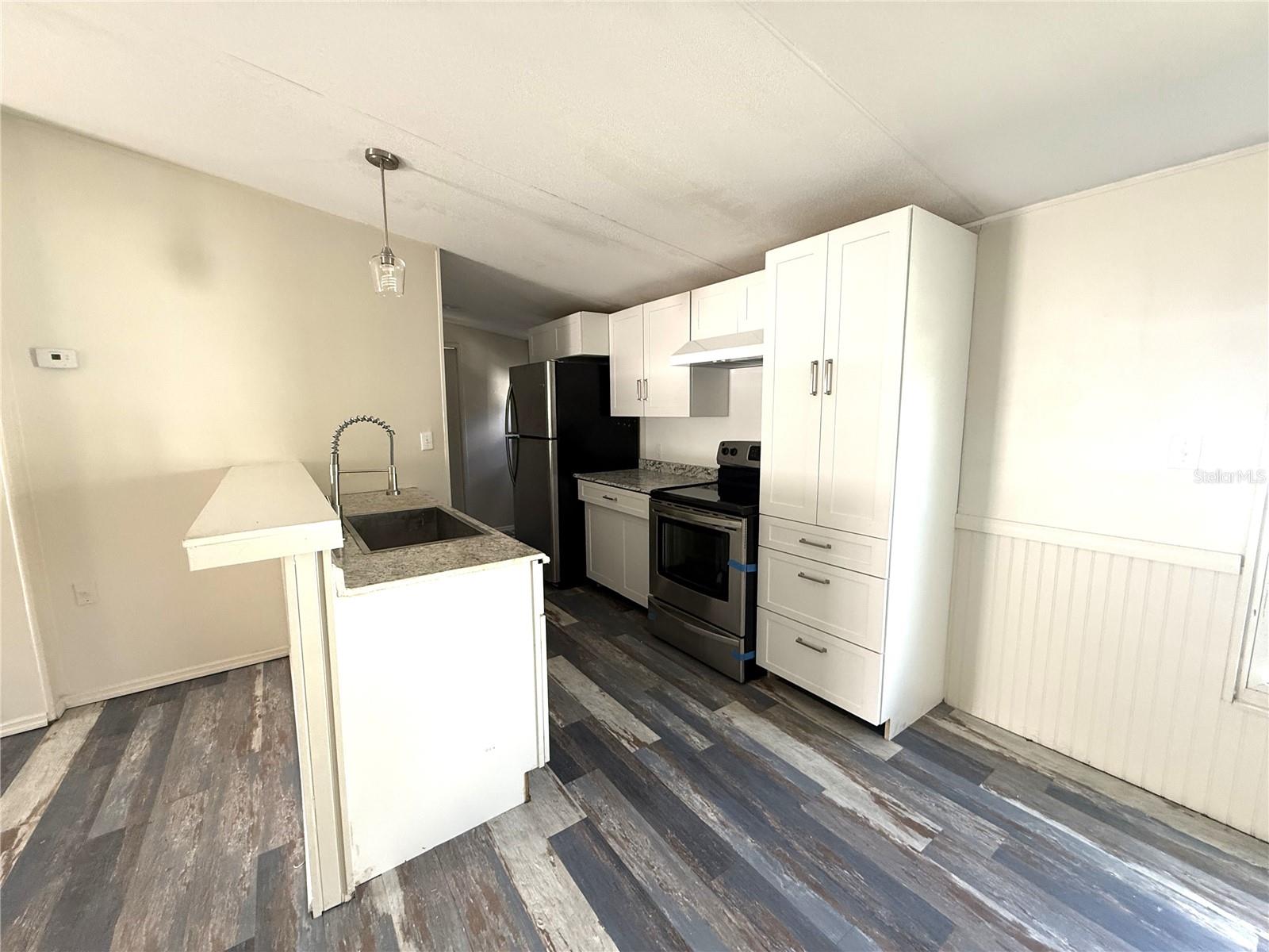 5111 HILL DR — photo 4