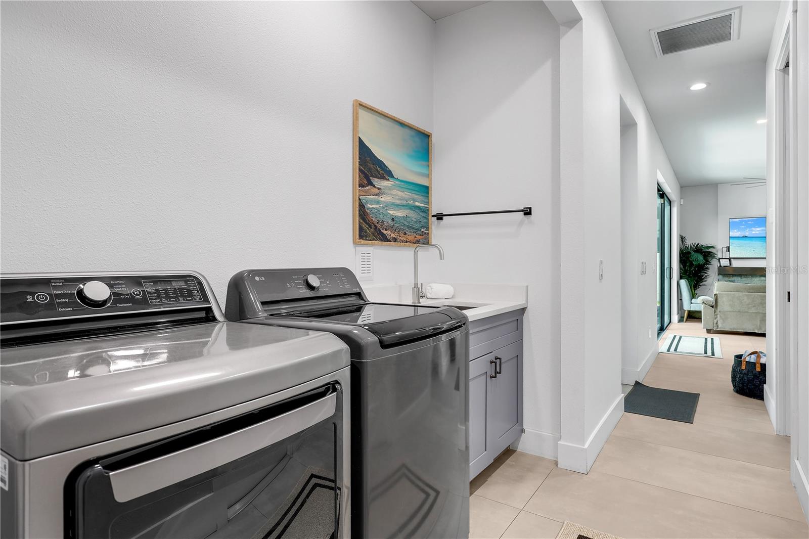 715 OAK ST — photo 31