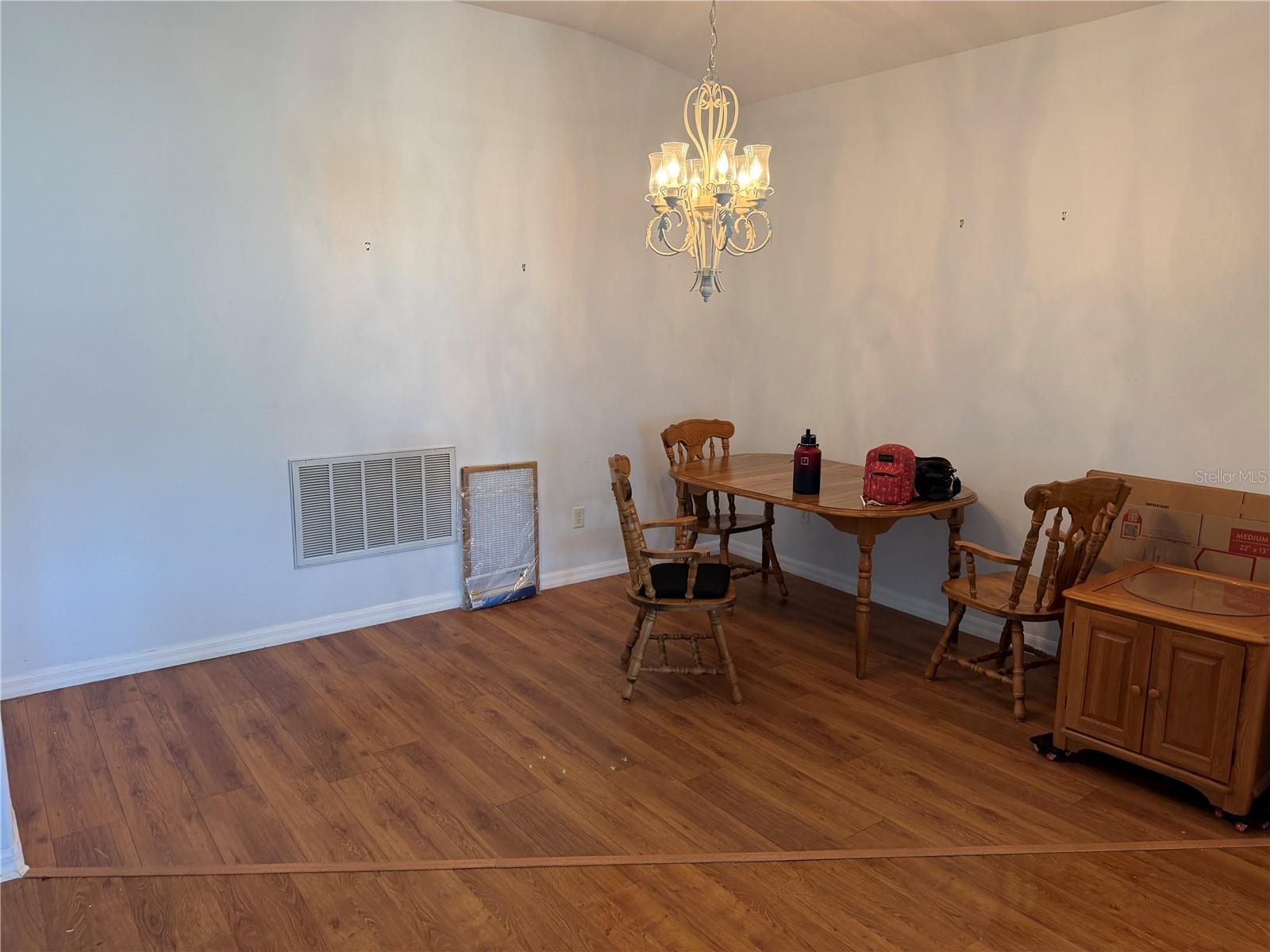 546 TROUT LN — photo 17