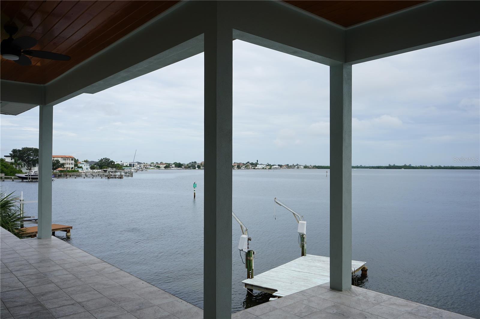 1835 BAYOU GRANDE BLVD NE — photo 4