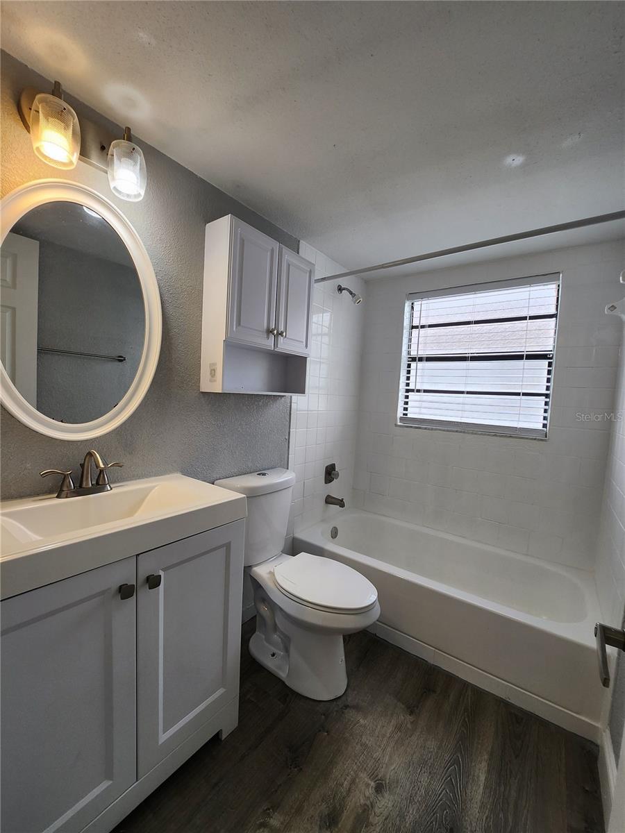 5716 N LINCOLN AVE #D — photo 13