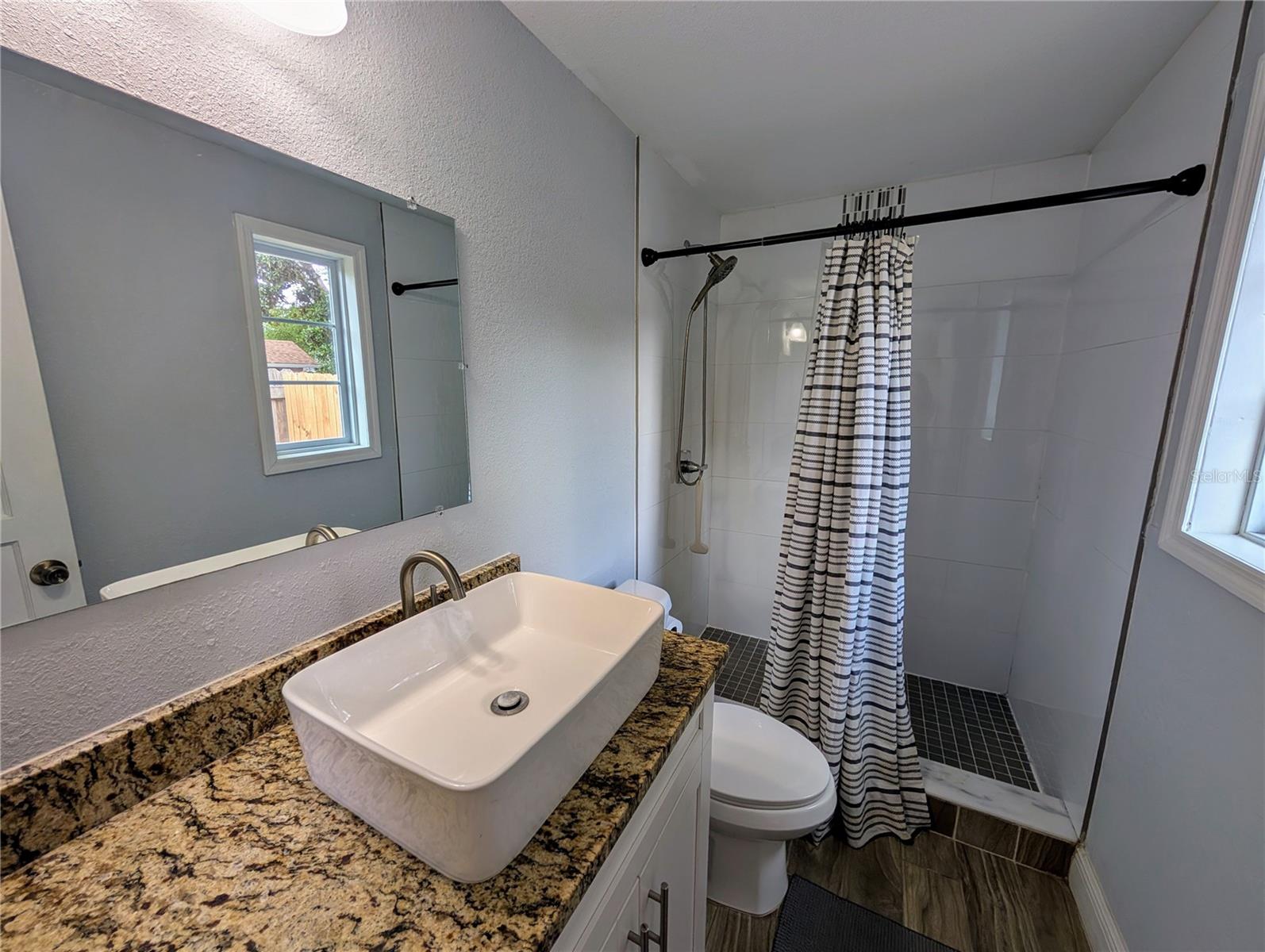 1008 E HAMILTON AVE — photo 10