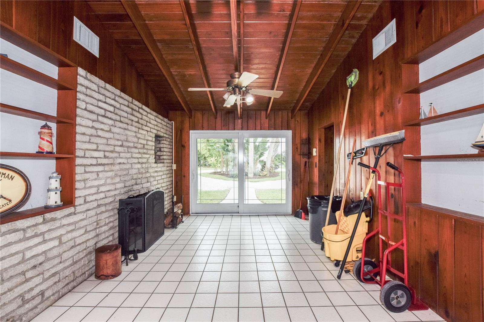 321 BAYSHORE RD — photo 15