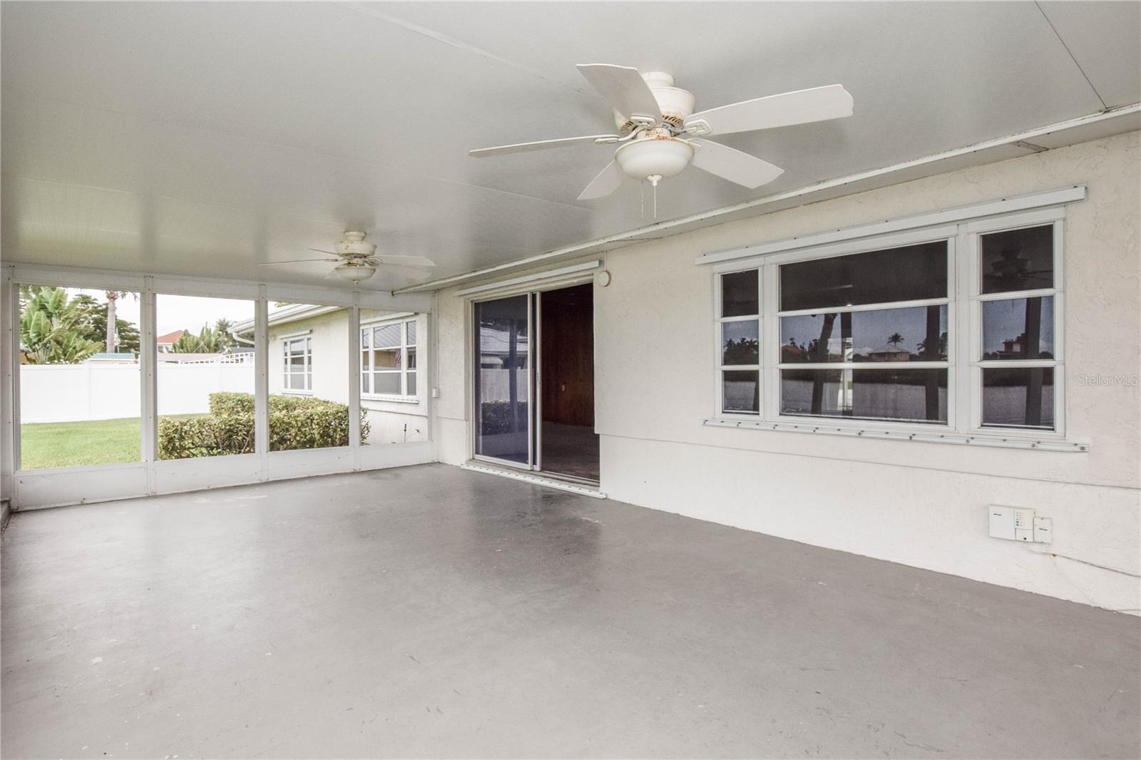 321 BAYSHORE RD — photo 25