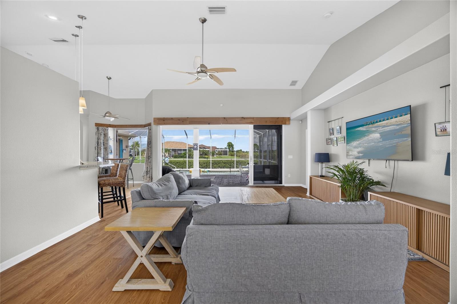 5660 RIVIERA CT — photo 8