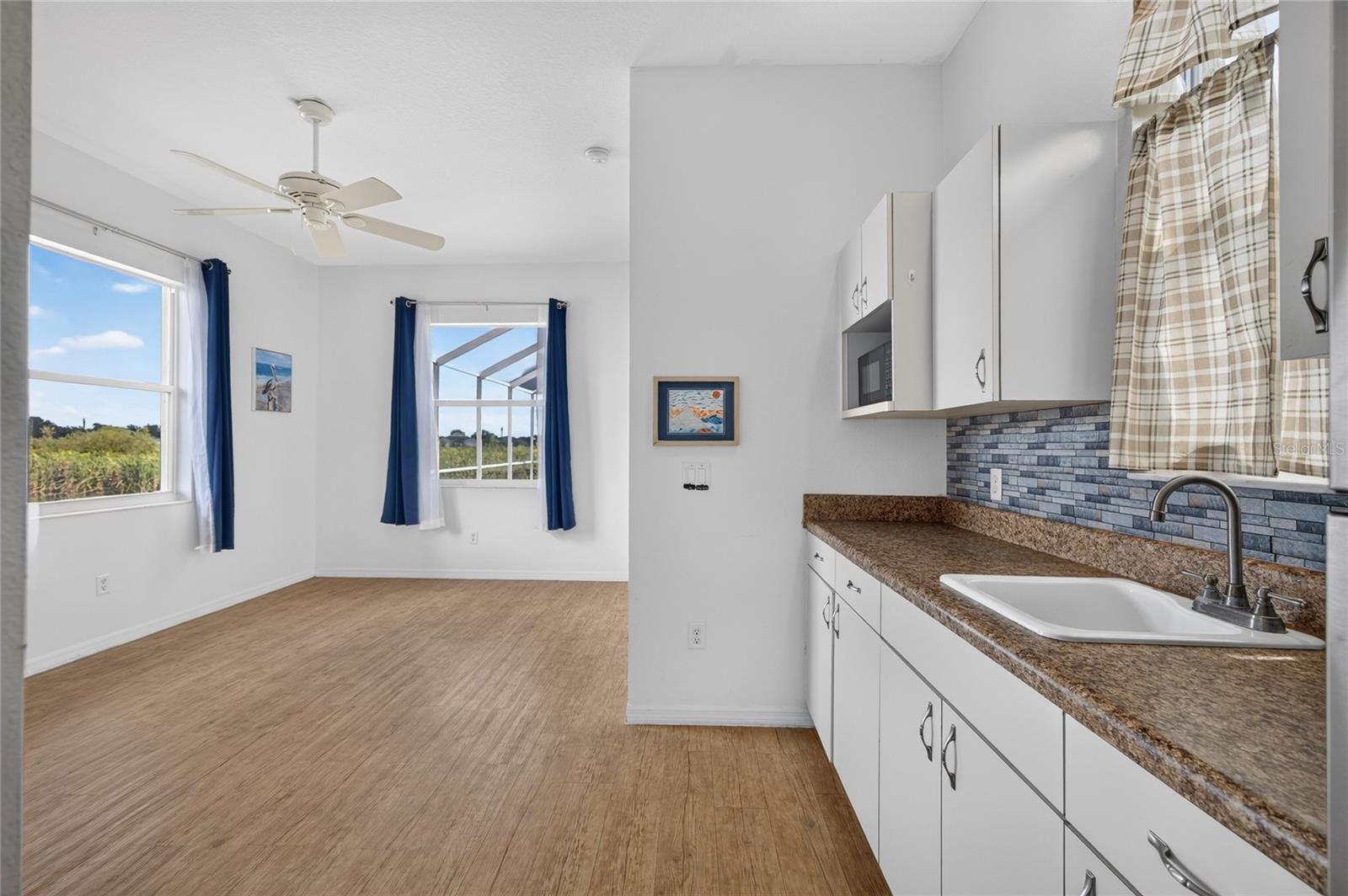 5660 RIVIERA CT — photo 39