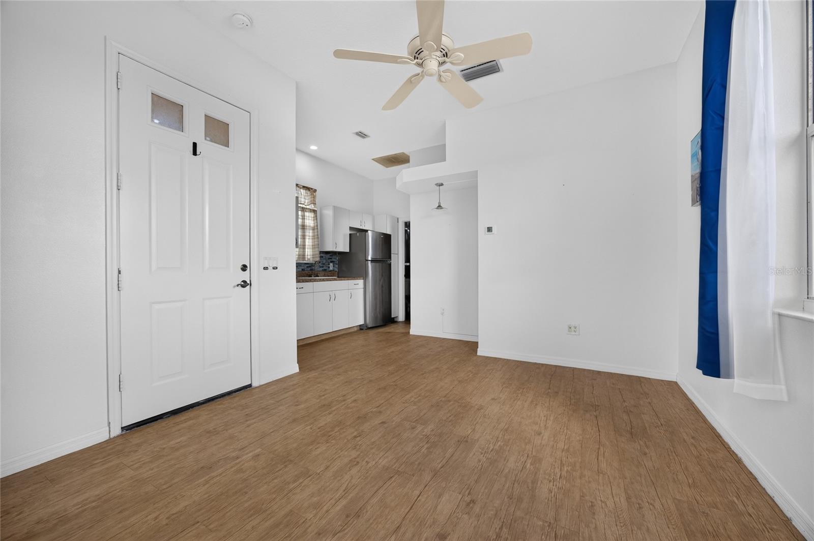 5660 RIVIERA CT — photo 37