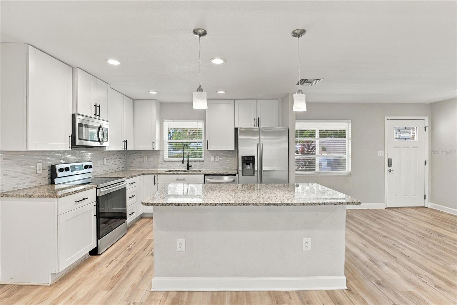 6821 ANCHOR WAY — photo 5