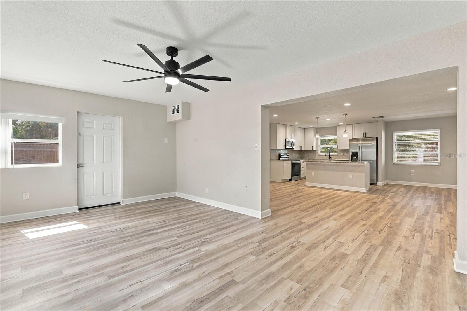 6821 ANCHOR WAY — photo 2