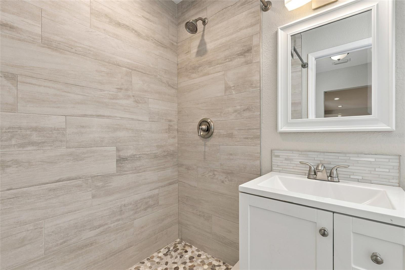 6821 ANCHOR WAY — photo 22