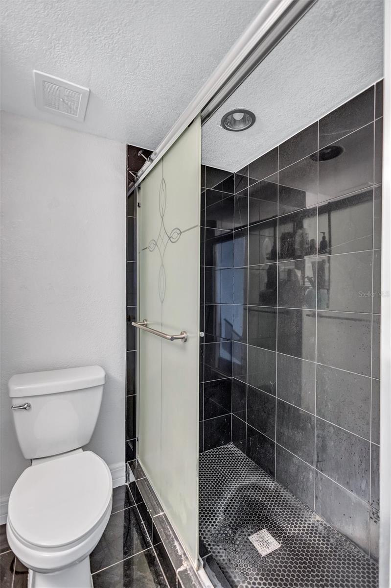 4515 LA CAPRI CT — photo 17