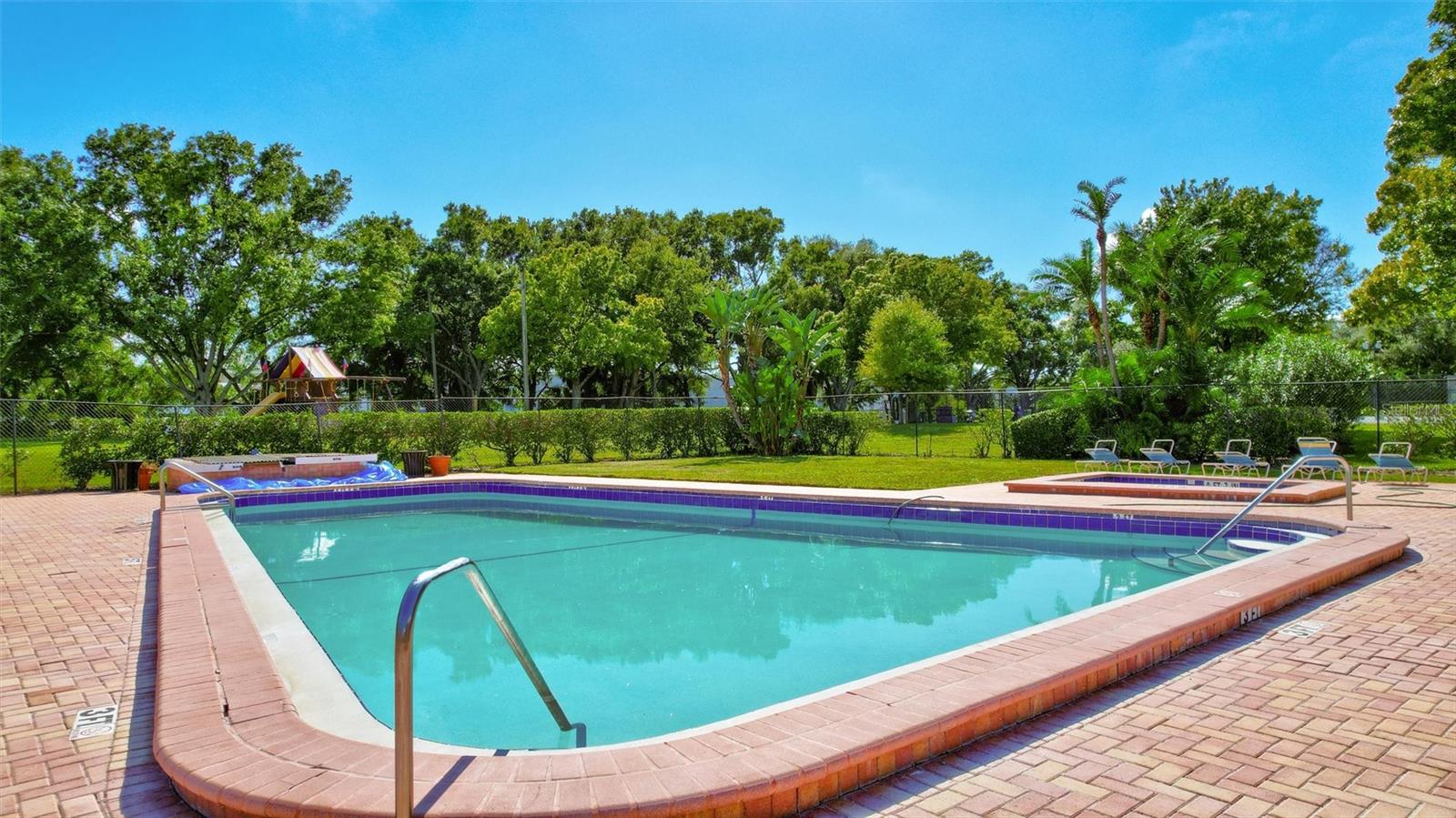 4515 LA CAPRI CT — photo 26