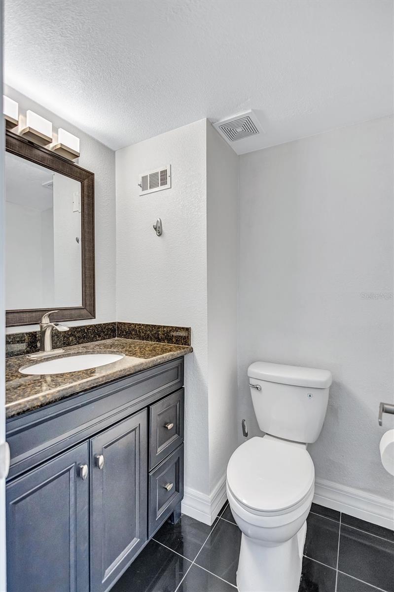 4515 LA CAPRI CT — photo 10