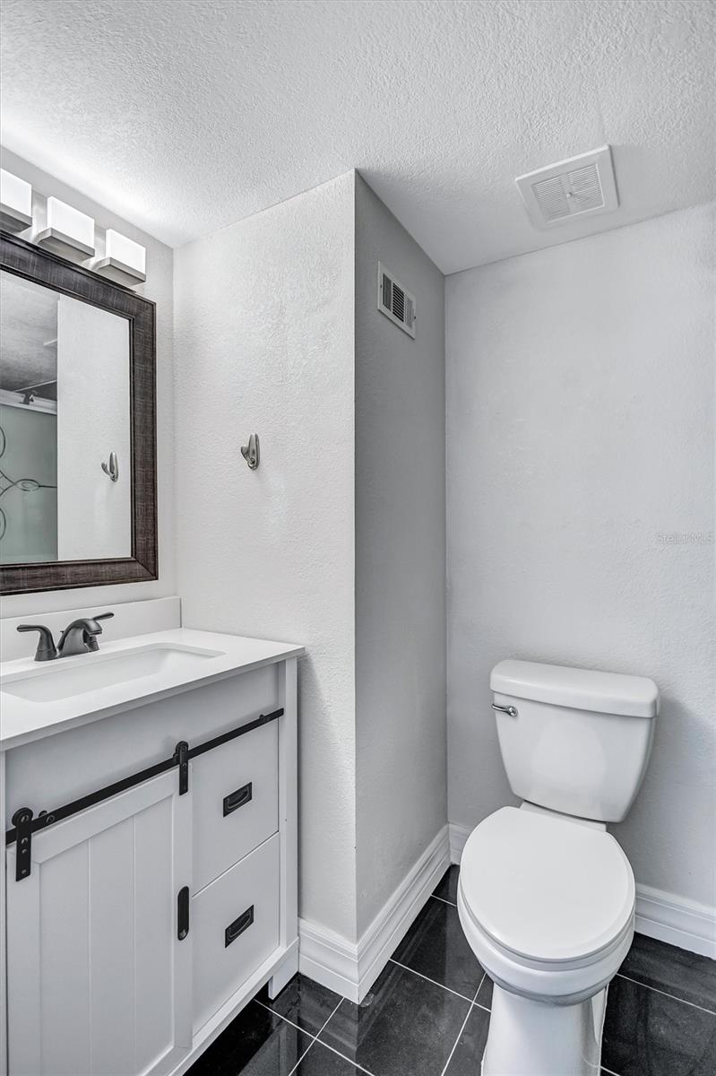 4515 LA CAPRI CT — photo 15