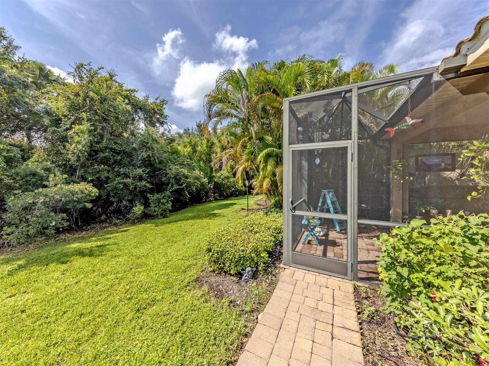 1175 COLLIER PL — photo 30