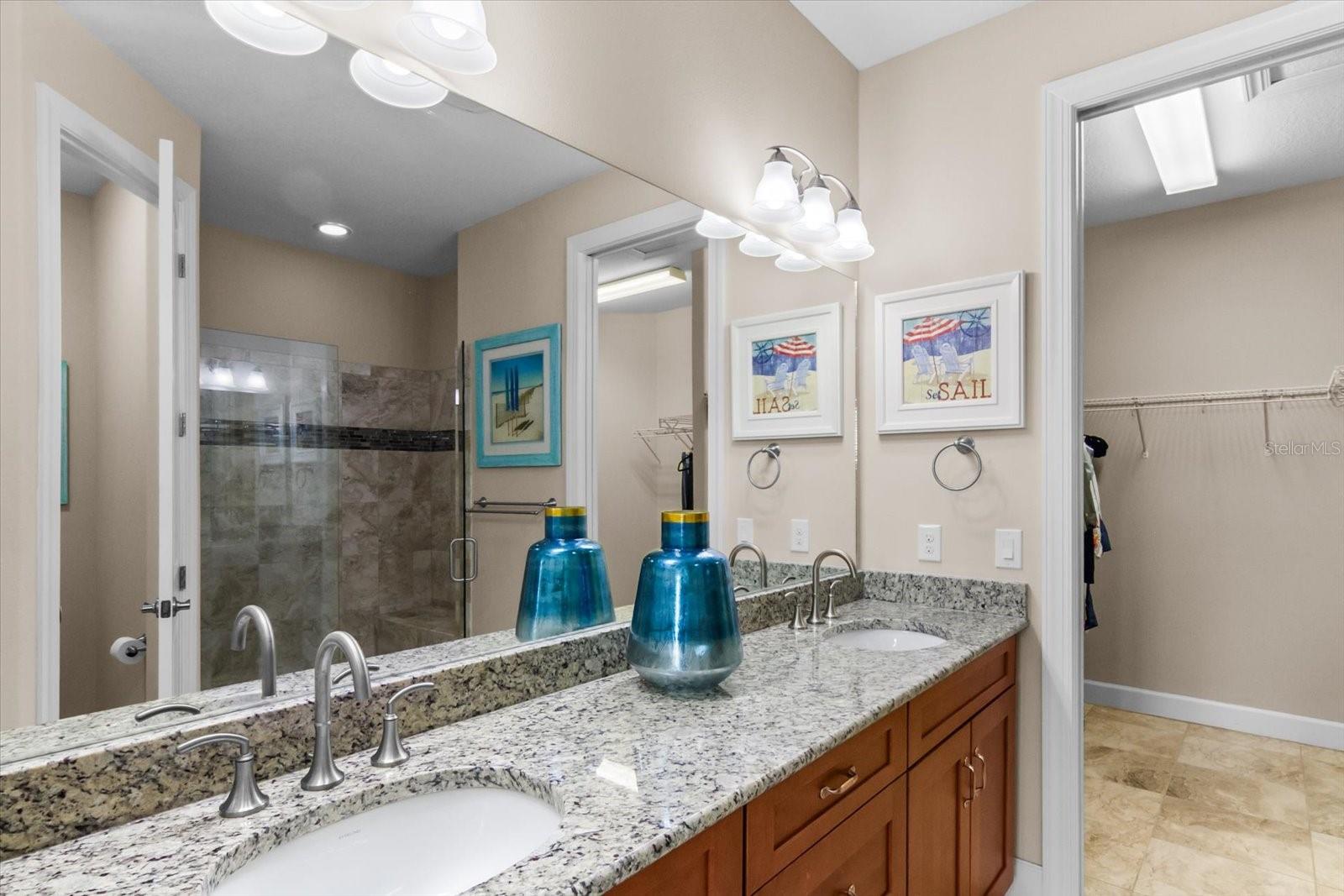 8227 VARENNA DR — photo 19