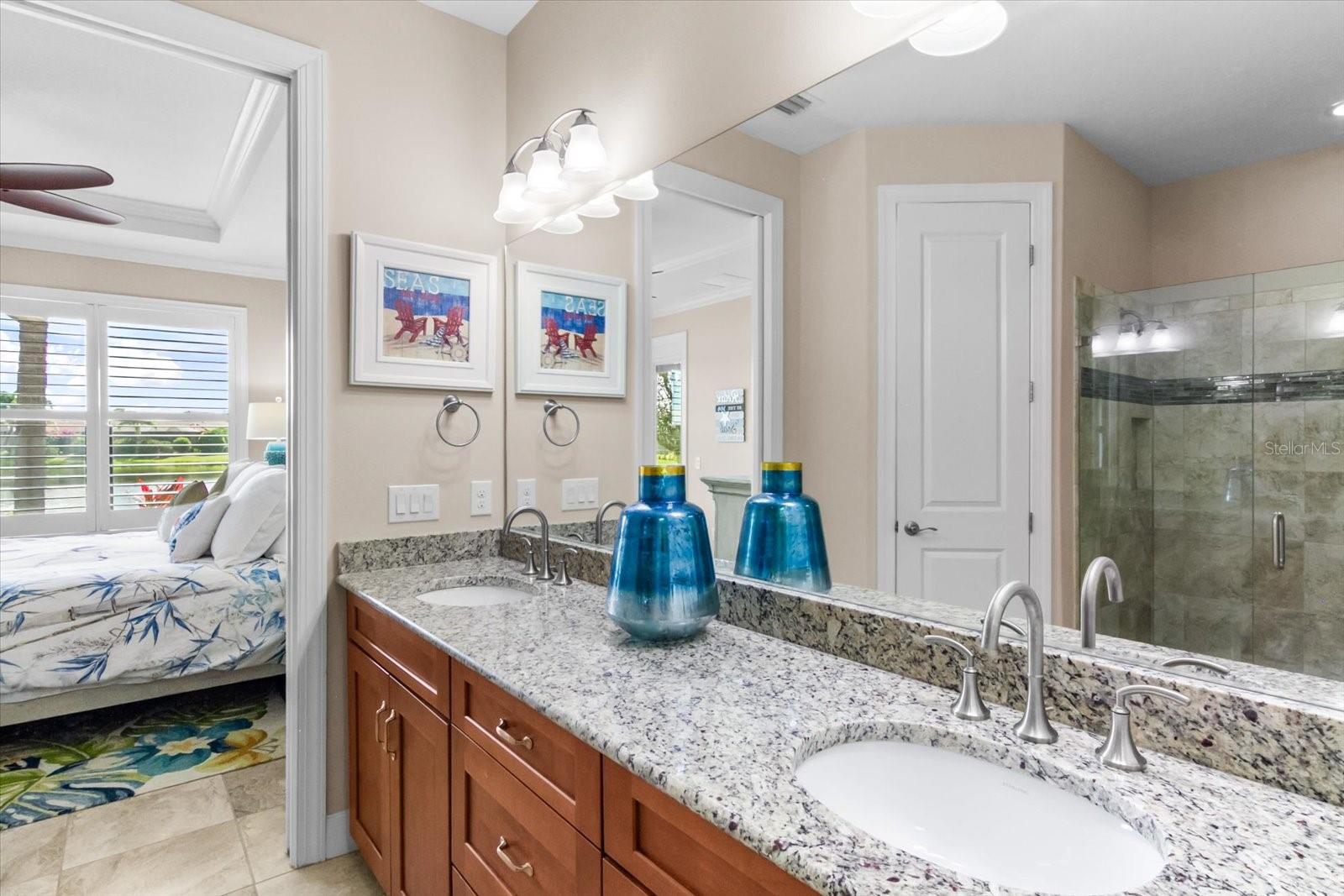 8227 VARENNA DR — photo 20