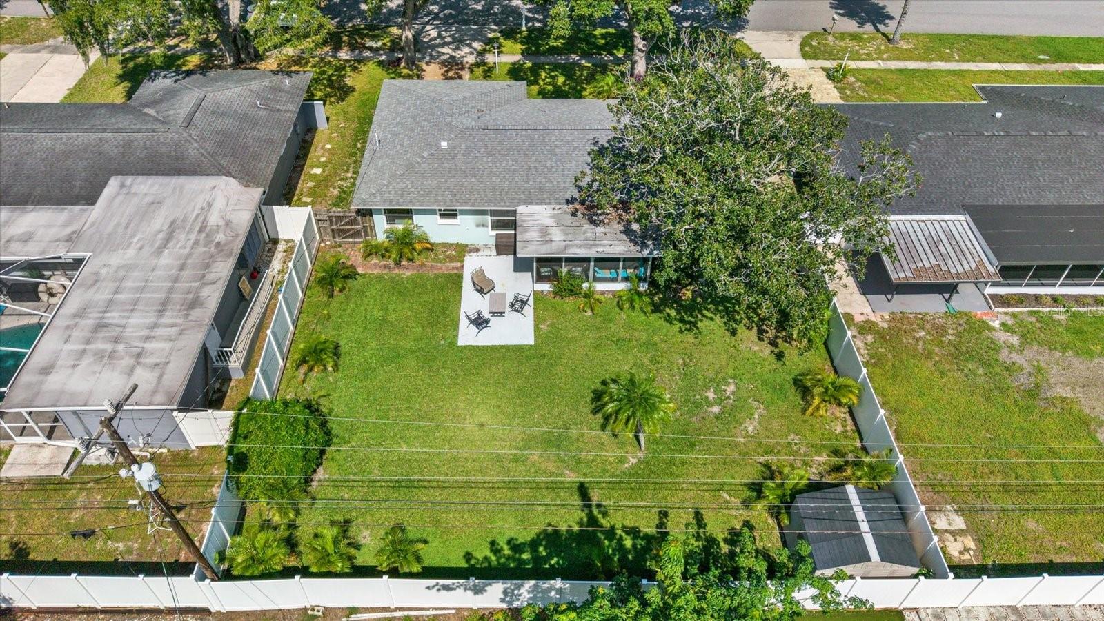 1669 CAMBRIDGE DR — photo 39