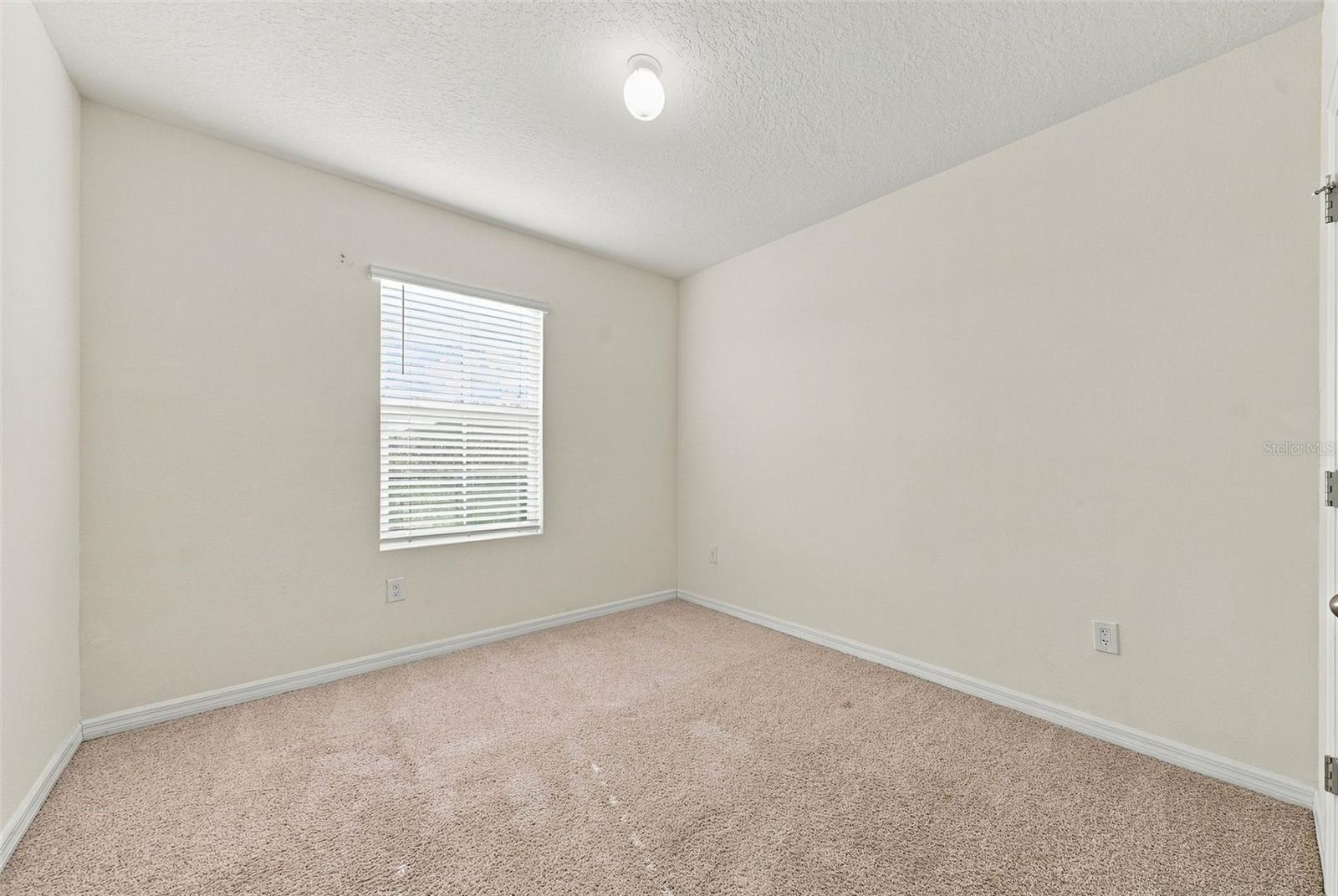 8028 PELICAN REED CIR — photo 25