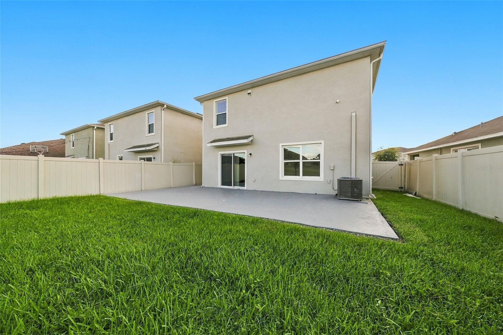 8028 PELICAN REED CIR — photo 40
